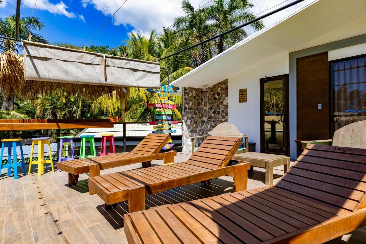 Shark Town Mal Pais Apartment Playa Santa Teresa  Exterior photo